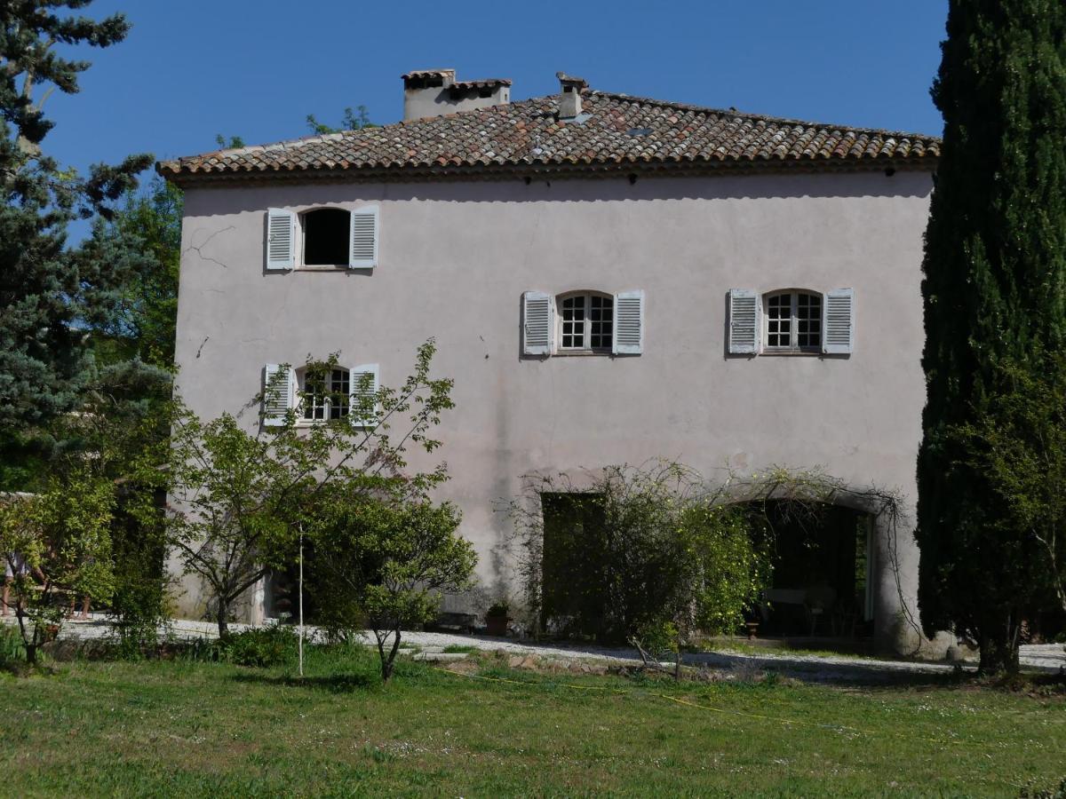 Le Charme D'Une Vieille Bastide Provencale Solliès-Pont Екстериор снимка