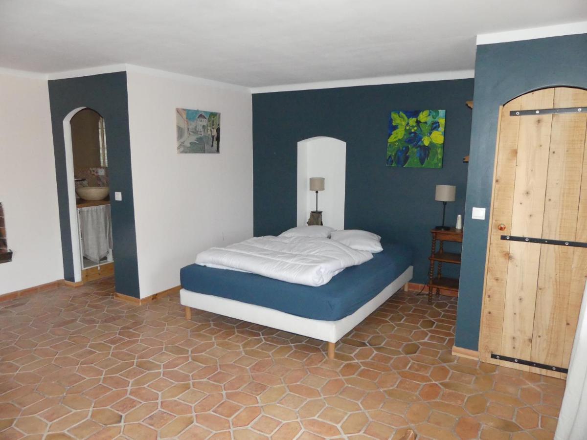 Le Charme D'Une Vieille Bastide Provencale Solliès-Pont Екстериор снимка